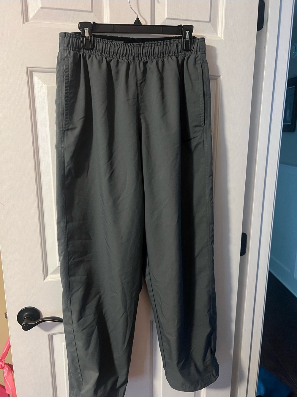 Nike Men's Dark Gray Elastic Waist Joggers